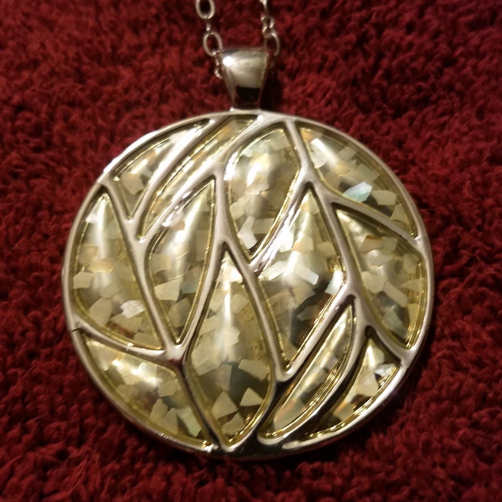 Lia Sophia necklace